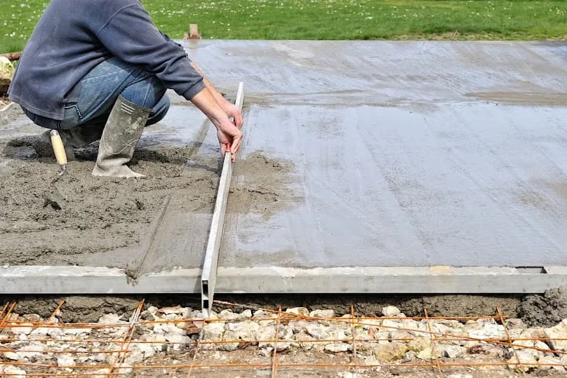 Jak zbudować trwałe zadaszenie tarasu betonowego: 5 porad