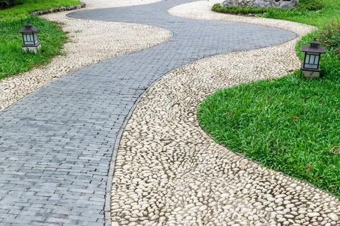 Jaki żwir na ścieżkę? 5 najlepszych rodzajów do ogrodu