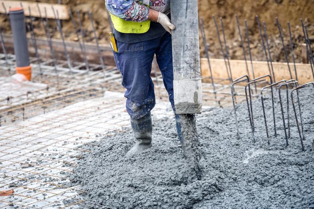Ile żwiru na 1m3 betonu? Poznaj dokładne proporcje i obliczenia