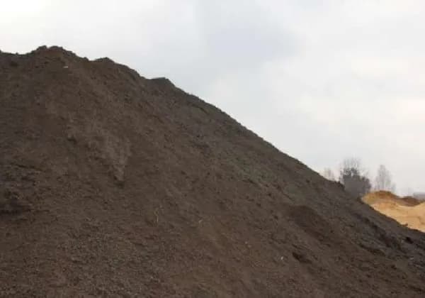 Ile waży m3 żwiru 2-8? Poznaj dokładną wagę i zastosowania